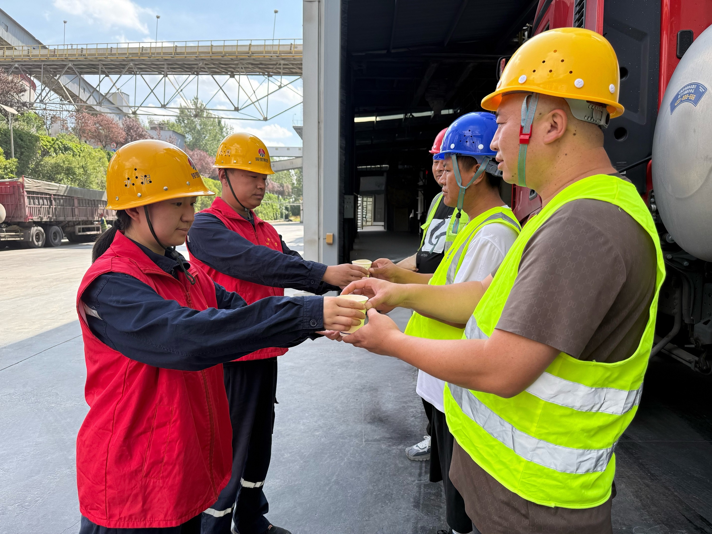 富平公司發(fā)運(yùn)車間開展安全服務(wù)提升活動(dòng)