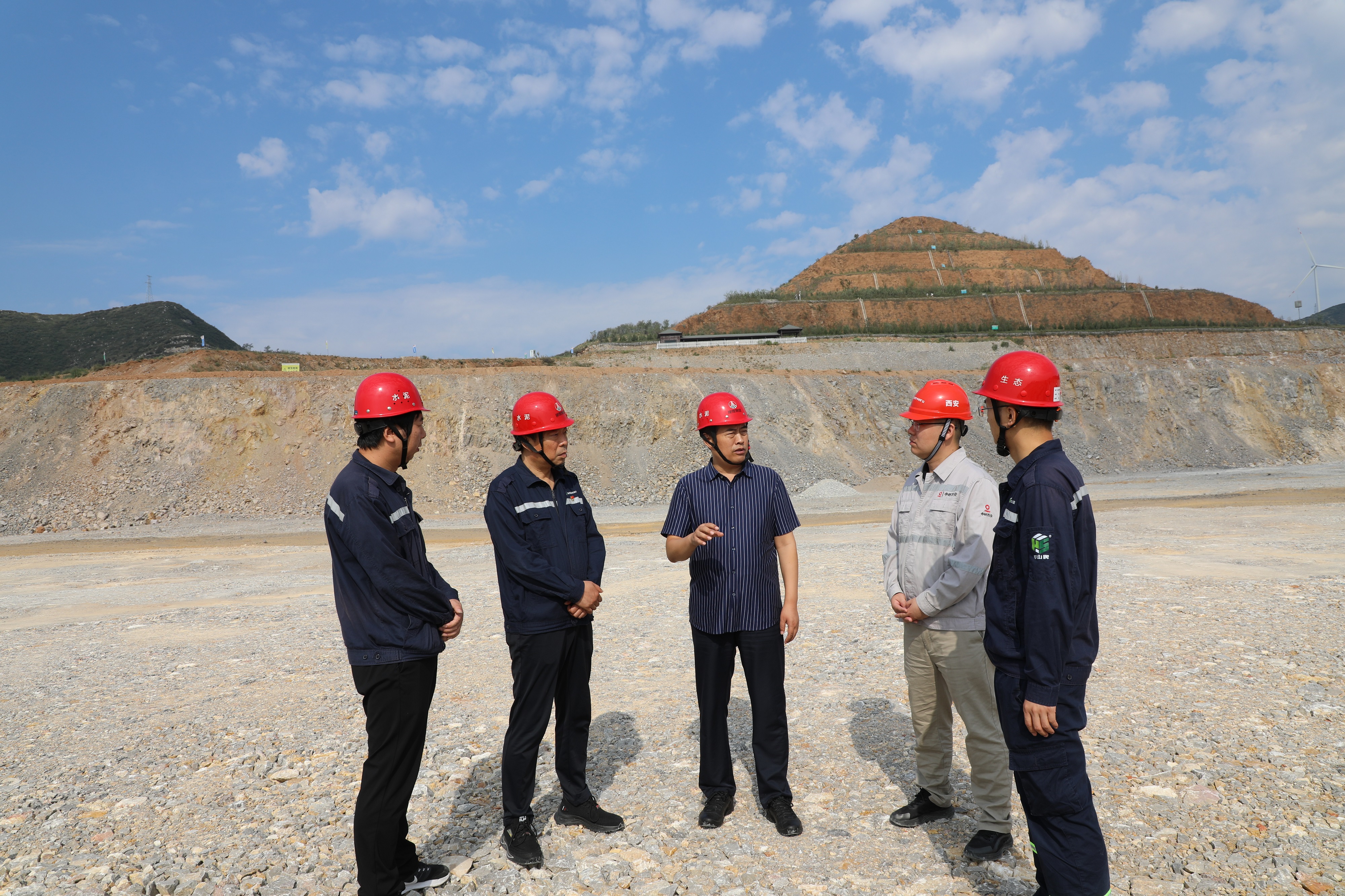 公司黨委書記、董事長(zhǎng)周紅一線督戰(zhàn)：班子擰繩 科技變現(xiàn) 全員出擊 安全兜底