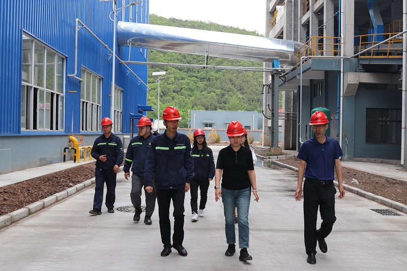 杜永康到黃陵新材公司調研